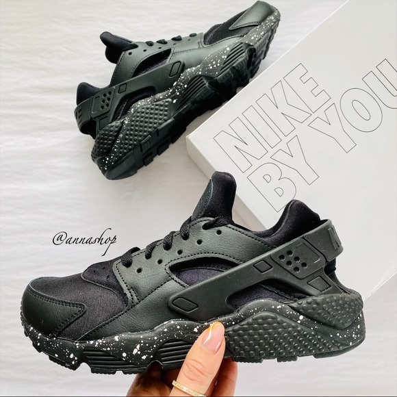 Nike Shoes - New Nike ID custom huarache run Oreo